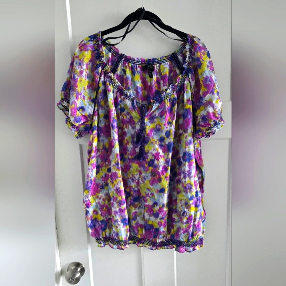 Jessica Simpson Colorful Top